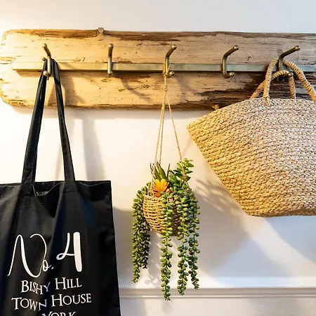 Casa de Férias Bishy Hill Town House In York