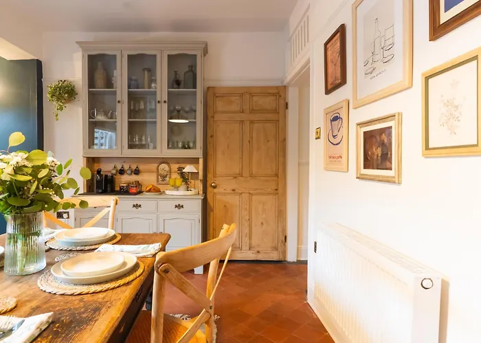 Bishy Hill Town House In *