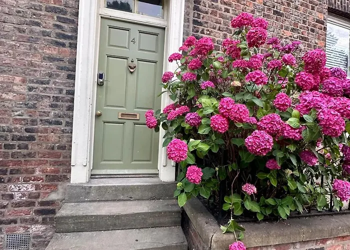 Bishy Hill Town House In