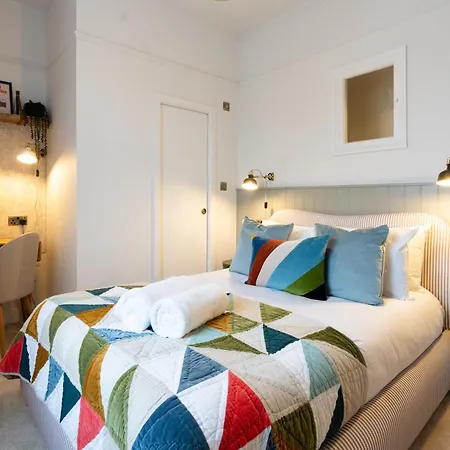 Bishy Hill Town House In *