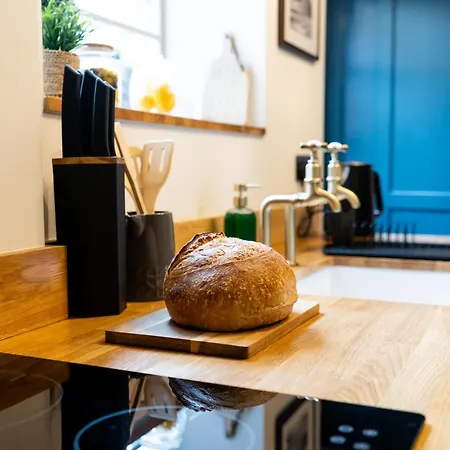 Holiday home Bishy Hill Town House In *